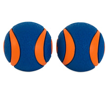 Chuckit! Ultra Squeaker Ball Medium 6cm 2Pk